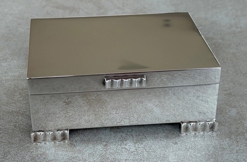 Vintage sterling silver box - silver,